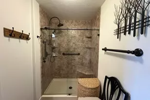 14721 SW Beard Rd, Beaverton, OR 97007 - Photo 16