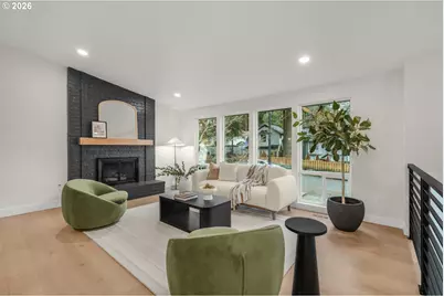 1711 NW 19th St, Gresham, OR 97030 - Photo 4