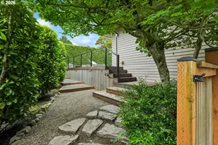 7883 SW Linden Rd, Portland, OR 97225 - Photo 36