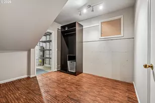 7883 SW Linden Rd, Portland, OR 97225 - Photo 32