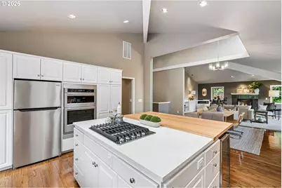 7883 SW Linden Rd, Portland, OR 97225 - Photo 16