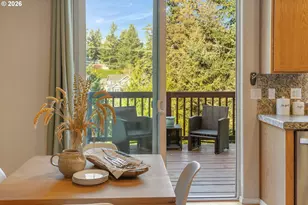 20263 Hoodview Ave, West Linn, OR 97068 - Photo 8