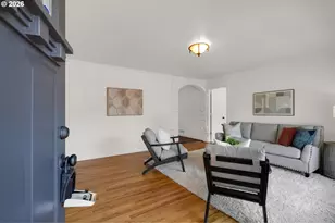 11015 NE Hancock St, Portland, OR 97220 - Photo 4