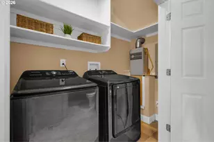 11015 NE Hancock St, Portland, OR 97220 - Photo 24