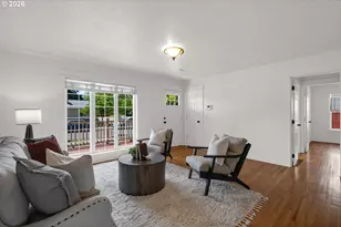 11015 NE Hancock St, Portland, OR 97220 - Photo 6