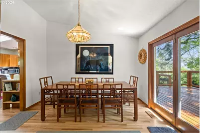 672 Walker Rd, Kelso, WA 98626 - Photo 6