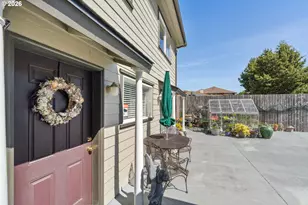 805 Lisa Pl, Coos Bay, OR 97420 - Photo 32