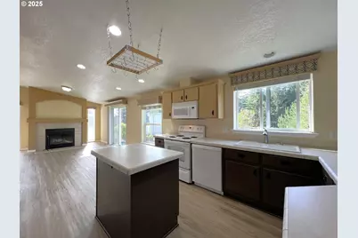 63408 Nathan Dr, Coos Bay, OR 97420 - Photo 20