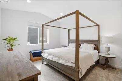 11664 SE Crown Point Way, Happy Valley, OR 97086 - Photo 18