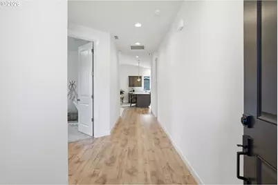 11664 SE Crown Point Way, Happy Valley, OR 97086 - Photo 6