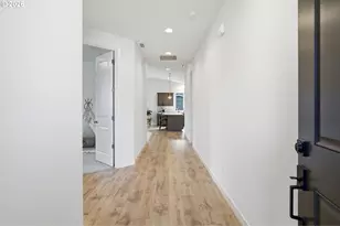 11664 SE Crown Pt Wy, Happy Valley, OR 97086 - Photo 6