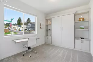 11664 SE Crown Pt Wy, Happy Valley, OR 97086 - Photo 10