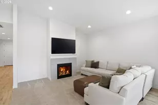 11664 SE Crown Pt Wy, Happy Valley, OR 97086 - Photo 16