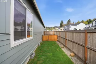 11664 SE Crown Pt Wy, Happy Valley, OR 97086 - Photo 22