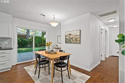 13070 SW Edgewood St, Portland, OR 97225 - Photo 8