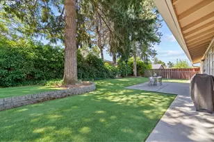13070 SW Edgewood St, Portland, OR 97225 - Photo 28