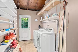 13070 SW Edgewood St, Portland, OR 97225 - Photo 32