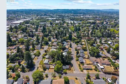13070 SW Edgewood St, Portland, OR 97225 - Photo 38