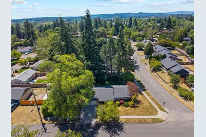 13070 SW Edgewood St, Portland, OR 97225 - Photo 36