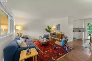 13070 SW Edgewood St, Portland, OR 97225 - Photo 8