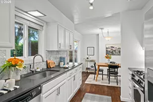 13070 SW Edgewood St, Portland, OR 97225 - Photo 14