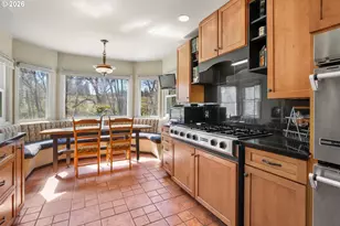 1002 W 11th St, The Dalles, OR 97058 - Photo 14
