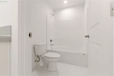 6950 N Madison Cir, Ridgefield, WA 98642 - Photo 32