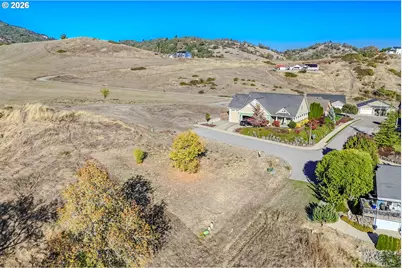 2700 Brockway Rd, Winston, OR 97496 - Photo 18