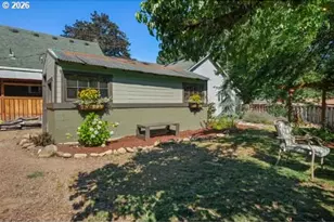1068 9th St, Washougal, WA 98671 - Photo 32