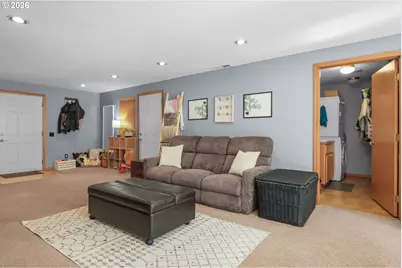 1068 9th St, Washougal, WA 98671 - Photo 6