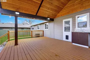 1100 S Ivy St, Cornelius, OR 97113 - Photo 32