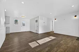 1100 S Ivy St, Cornelius, OR 97113 - Photo 8