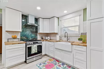 6723 NE Dogwood St, Hillsboro, OR 97124 - Photo 4