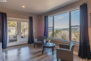 175 Platinum Dr, Roseburg, OR 97471 - Photo 6