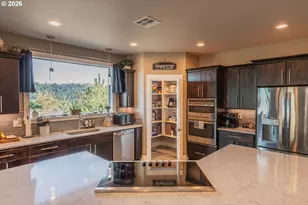 175 Platinum Dr, Roseburg, OR 97471 - Photo 4