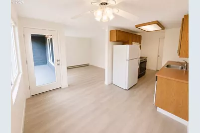 12600 SE Freeman Way, Milwaukie, OR 97222 - Photo 8