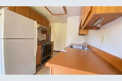 12600 SE Freeman Way, Milwaukie, OR 97222 - Photo 6