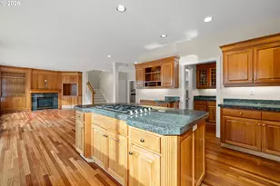 2037 NW Woodrose Dr, Portland, OR 97229 - Photo 14