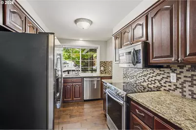 8416 SW Iroquois Dr, Tualatin, OR 97062 - Photo 16