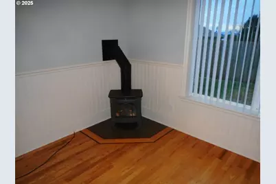 409 Evergreen Ave, Garibaldi, OR 97118 - Photo 44