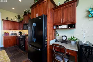 920 NE Granite Ridge St, Roseburg, OR 97470 - Photo 12