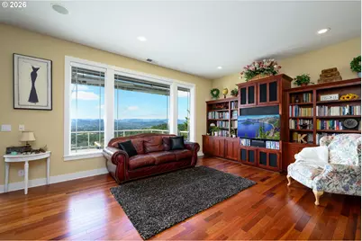 920 NE Granite Ridge St, Roseburg, OR 97470 - Photo 8