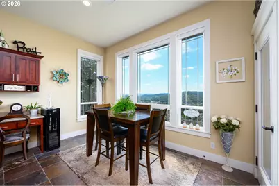 920 NE Granite Ridge St, Roseburg, OR 97470 - Photo 20