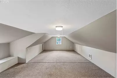 1296 W Central Blvd, Coquille, OR 97423 - Photo 28