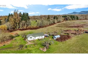 1125 E Beacon Dr, Eugene, OR 97404 - Photo 8