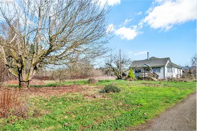 1125 E Beacon Dr, Eugene, OR 97404 - Photo 18