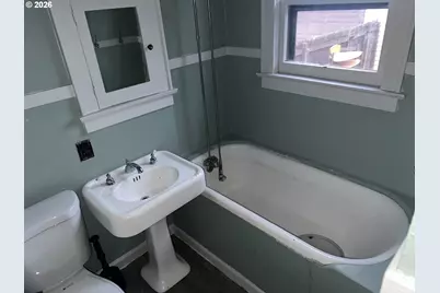 1760 Norway St NE, Salem, OR 97301 - Photo 12