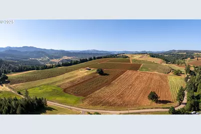 1066 Red Hill Rd, Oakland, OR 97462 - Photo 46