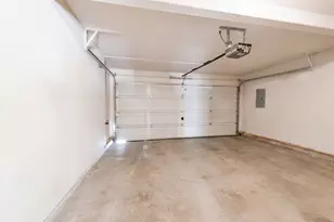 17475 SW Eirwen St, Beaverton, OR 97003 - Photo 14