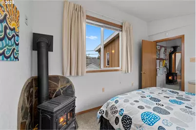 337 16th Ave, Seaside, OR 97138 - Photo 20